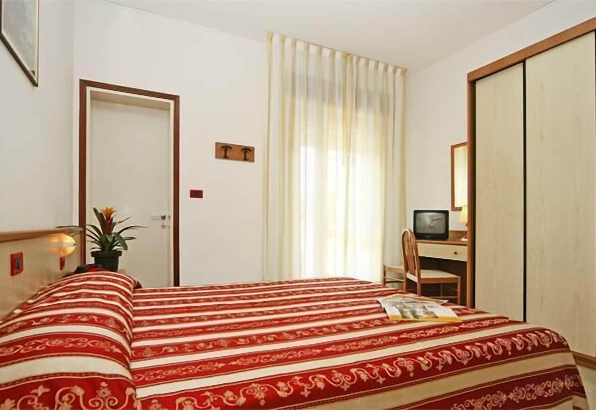 Hotel Golf ***S บิบิโอเน ภายนอก รูปภาพ