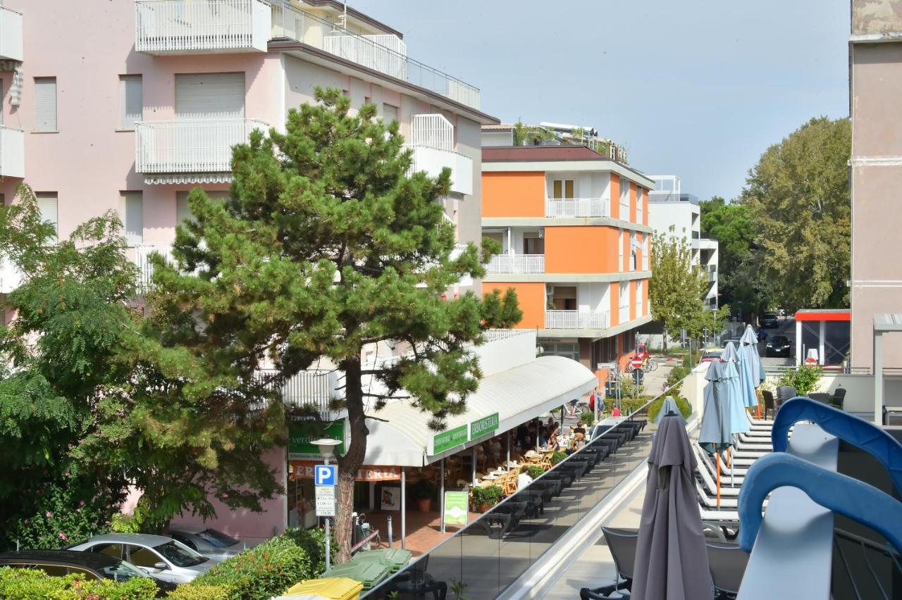 Hotel Golf ***S บิบิโอเน ภายนอก รูปภาพ