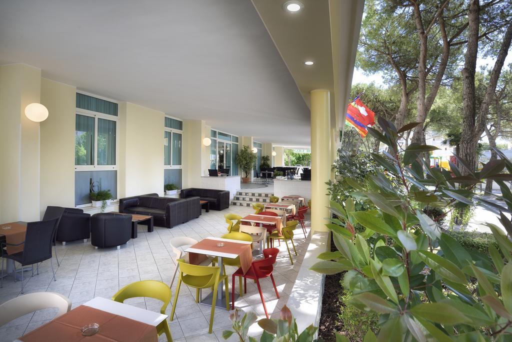 Hotel Golf ***S บิบิโอเน ภายนอก รูปภาพ